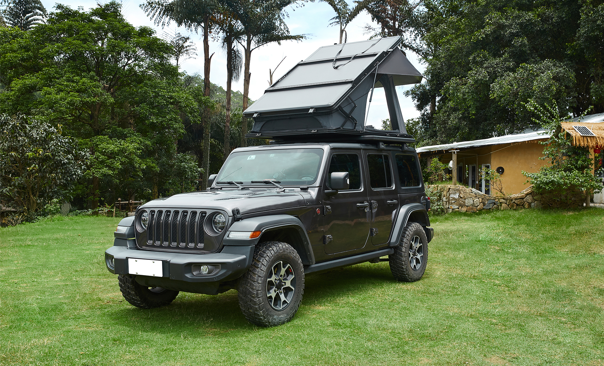 Kailop Hardshell-Zelt Rückansicht, wetterfestes Material, für SUV-Reisen